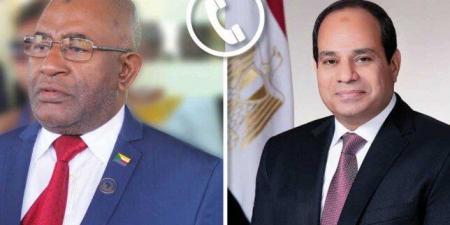 الرئيس السيسي يلتقي نظيره من جمهورية جزر القمر ويؤكد على تعزيز التعاون بين البلدين - اخبارك الان
