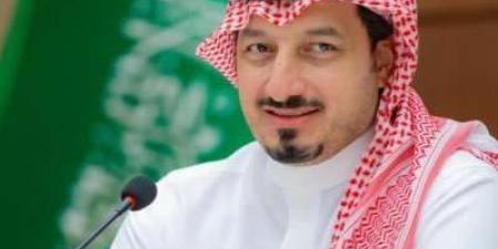 المسحل يحسم مسألة زيادة عدد الأندية المشاركة بدوري روشن - اخبارك الان