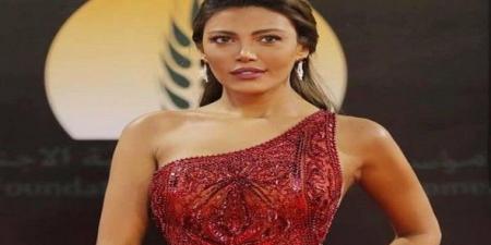 ريهام حجاج تكشف سر أزمات الشباب في مسلسل أثينا - اخبارك الان