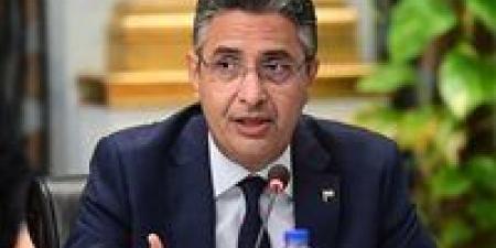تحرك عاجل من وزير التموين بعد أنباء تداول بنزين مغشوش بمحطات الوقود - اخبارك الان