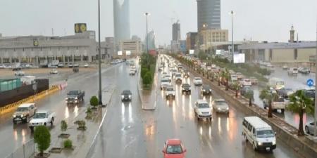طقس السبت.. أمطار رعدية ورياح نشطة على عدة مناطق - اخبارك الان