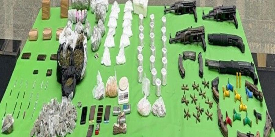 الداخلية المصرية: مقتل 7 أفراد بعصابة لتوزيع المخدرات خلال مداهمة أمنية في القليوبية - اخبارك الان
