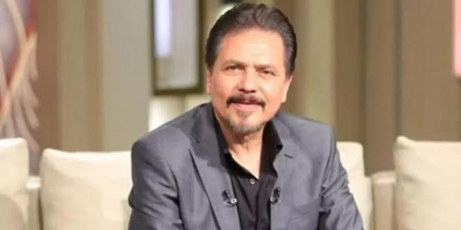 وزير الثقافة يُجدد تكليف الفنان محمد رياض رئيسًا للمهرجان القومي - اخبارك الان