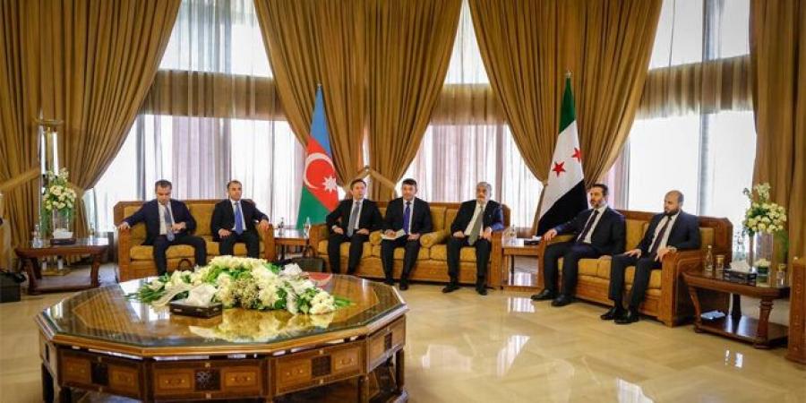 وزير الخارجية ونائب رئيس مجلس الوزراء الأذربيجاني يبحثان العلاقات الثنائية بين البلدين - اخبارك الان