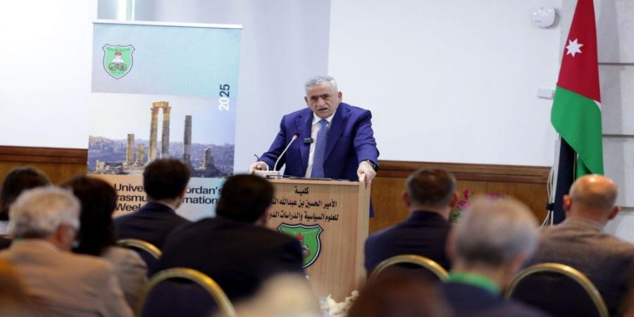 رئيس الجامعة الأردنية: ضرورة التركيز على الأهداف المشتركة للتحول الرقمي في التعليم - اخبارك الان