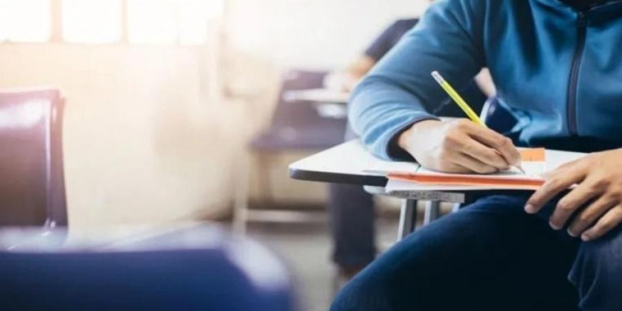 تطبيق أسس النجاح والرسوب بحق الطلبة المتجاوزين لعدد أيام الغياب - اخبارك الان