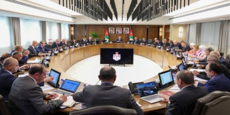 الحكومة تعدّل نظاما بهدف توسيع شريحة المتقدمين للوظائف القيادية#عاجل - اخبارك الان