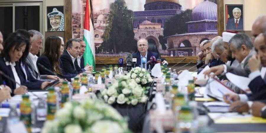 رئيس الوزراء من طولكرم: نواصل جهود الإغاثة والإعمار وسنظل لجانب أهلنا حتى زوال الاحتلال - اخبارك الان