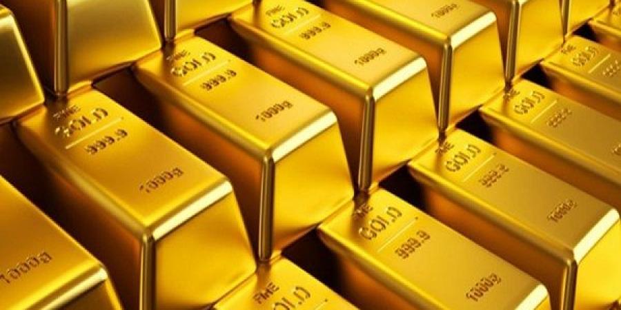 الذهب يواصل تراجعه في المعاملات الفورية بعد خفض الرسوم الجمركية - اخبارك الان