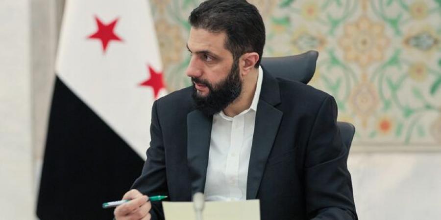 الرئيس الشرع يلتقي عدداً من الوزراء لمناقشة مشروع صياغة قانون الاستثمار - اخبارك الان