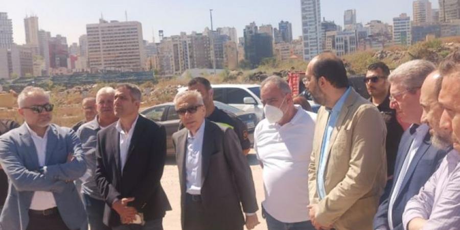 بساط والزين جالا في مرفأ بيروت لمعاينة وضع الاهراءات: مهم أن يكون لدينا تخزين جيد للحبوب والقمح - اخبارك الان