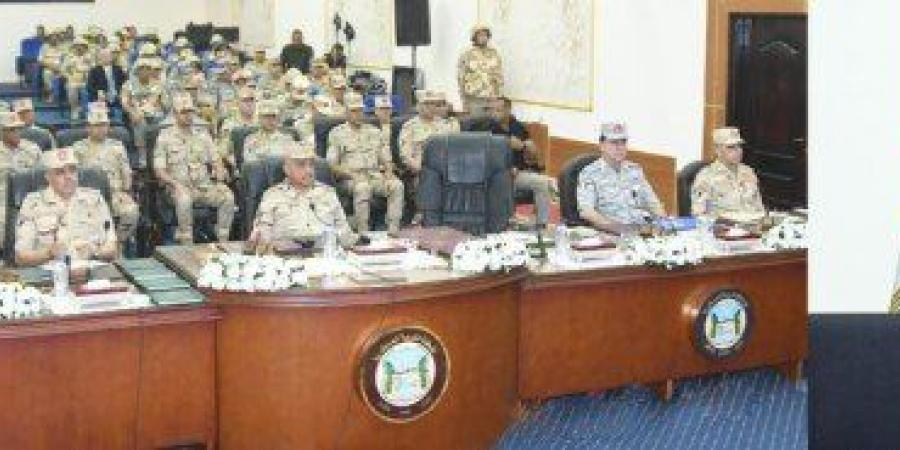 وزير الدفاع يشهد مشروع مراكز القيادة التعبوي للمنطقة الغربية العسكرية - اخبارك الان