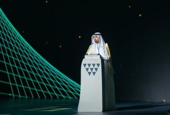 وزير الموارد البشرية: التزامات برنامج