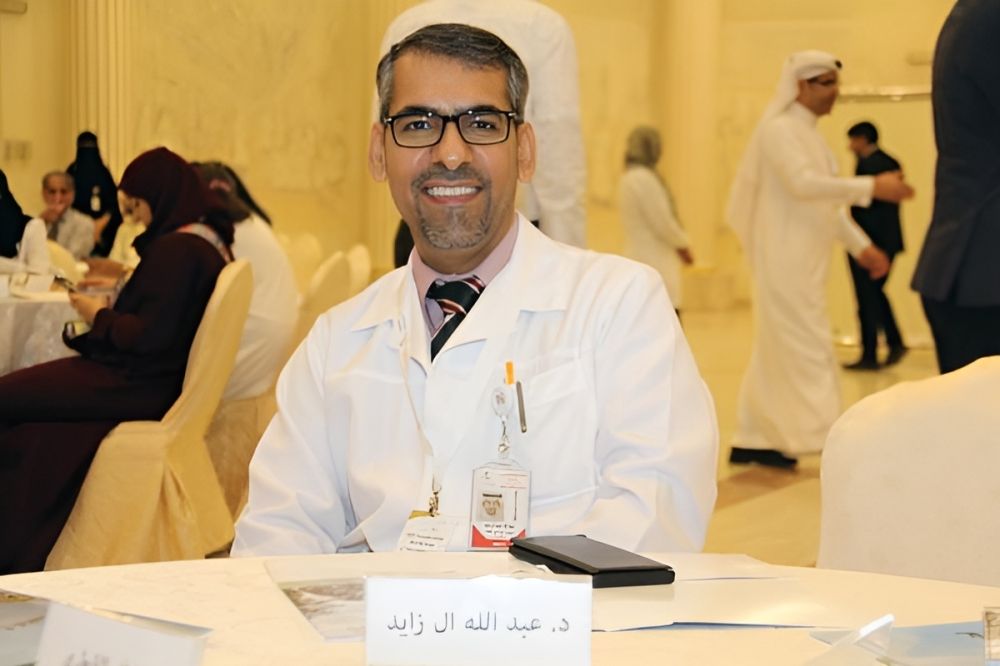 الدكتور عبدالله آل زايد