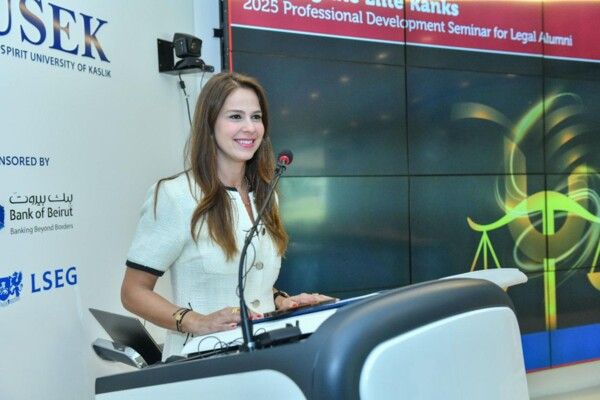 dac200fea7.jpg