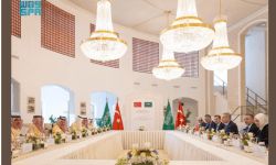 سمو وزير الخارجية يستقبل وزير الخارجية التركي.