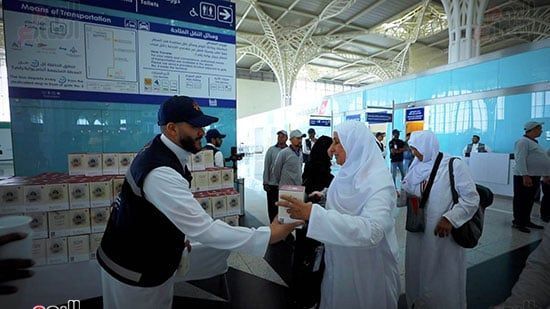 استقبال مهيب لحجاج القرعة في المدينة المنورة (28) استقبال مهيب لحجاج القرعة في المدينة المنورة (28)
