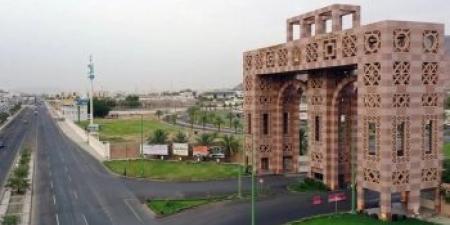 "الأرصاد" ينبه من هطول أمطار غزيرة ورياح شديدة على عسير - اخبارك الان
