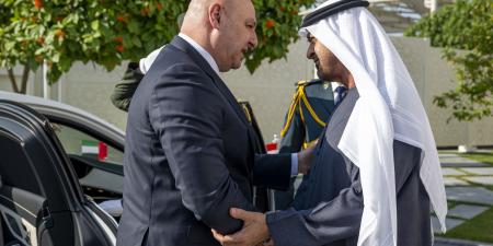 الرئيس اللبناني لرؤساء تحرير المؤسسات الإعلامية في الدولة: لقائي مع محمد بن زايد تجاوز التوقعات .. ويكشف عن إصلاحات هيكلية للتعافي اقتصاديا - اخبارك الان