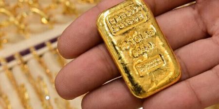 سعر الذهب يتراجع ليسجّل 3233 دولارًا للأونصة وسط مؤشرات على تقدم محتمل في محادثات التجارة - اخبارك الان