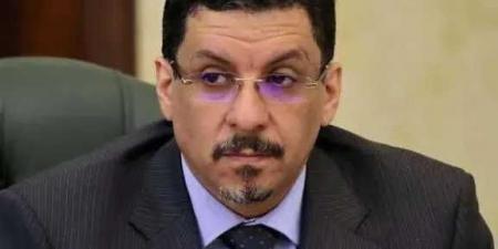 وزير الأوقاف السابق يطالب رئيس الوزراء بعقد مؤتمرات صحفية شهرية لشرح أسباب التدهور الاقتصادي ويُطالب النواب بمحاسبة الحكومة - اخبارك الان
