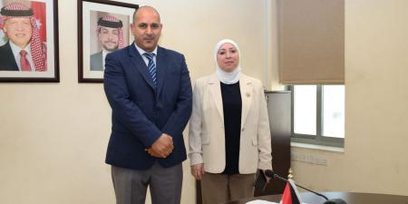 الخرابشة يؤدي اليمين القانونية أمام وزيرة النقل، مديرا عاما لهيئة تنظيم النقل البري - اخبارك الان
