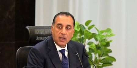 رئيس الوزراء يتابع مع وزير الإسكان عددا من ملفات عمل الوزارة - اخبارك الان