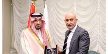 التعليم تبحث التعاون مع مدير مكتب التربية العربي لدول الخليج - اخبارك الان