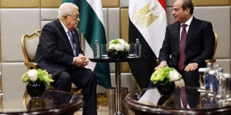 الرئيس عباس يجتمع مع نظيره المصري في موسكو - اخبارك الان