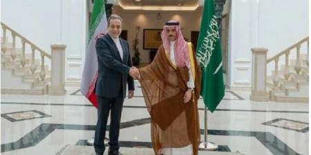 وزير الخارجية يستقبل نظيره الإيراني ويبحثان تعزيز التعاون والتطورات الإقليمية - اخبارك الان
