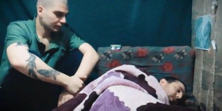 القسام ينشر مقطع فيديو لأسيرين إسرائيليين أحدهما حاول الانتحار - اخبارك الان
