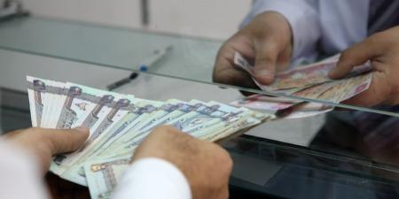 مصرفي: احتساب بدلات السكن والتعليم والتذاكر ضمن الراتب يتم بعد نزولها في الحساب وشهادة الراتب - اخبارك الان