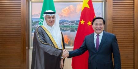 وزير البيئة يبحث آفاق التعاون المثمر في مجالات المياه والزراعة مع الصين - اخبارك الان