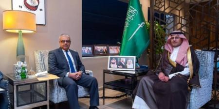 المنصوري يبحث مع سفير مصر الموضوعات المشتركة - اخبارك الان