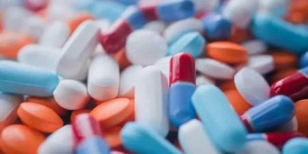 ترامب يتحدى لوبي الأدوية ويعلن خطة جريئة لخفض أسعار الدواء - اخبارك الان