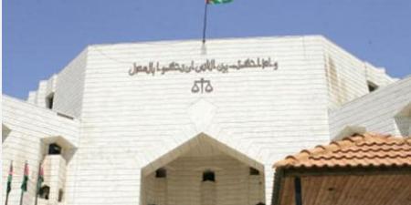 الاردن : الإعدام لفتاة عشرينية قتلت والدها رميًا بالرصاص وحاولت إظهار الجريمة كحادثة انتحار - اخبارك الان