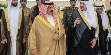 ملك البحرين يصل إلى الرياض للمشاركة في القمة الخليجية الأمريكية - اخبارك الان