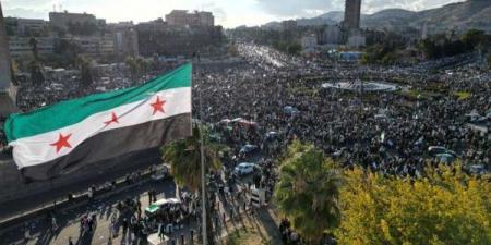 ترمب يقرر رفع العقوبات عن سوريا - اخبارك الان