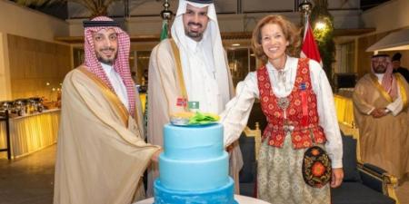 ابن عياف يحضر حفل سفارة النرويج بمناسبة اليوم الوطني - اخبارك الان