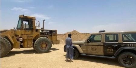 ضبط مقيم خالف نظام البيئة باستغلال الرواسب في منطقة المدينة - اخبارك الان