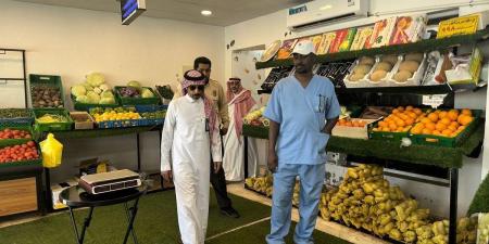 استعداداً لموسم الحج.. "بيئة رابغ" تنفذ جولات رقابية على أسواق النفع العام بالمحافظة - اخبارك الان