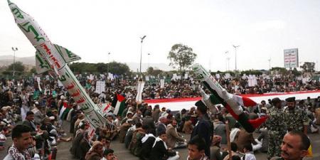 من جديد.. جماعة الحوثي تعلن استهداف مطار (بن غوريون) بصاروخ باليستي - اخبارك الان