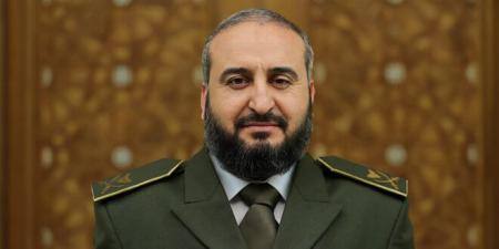 وزير الدفاع يعلن دمج كافة الوحدات العسكرية ضمن وزارة الدفاع - اخبارك الان