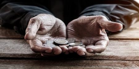 ضبط متسول لديه أملاك وبحوزته 752 دينارا في إربد - اخبارك الان