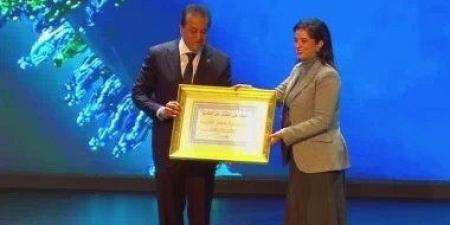 عاجل.. مصر تتسلم شهادة القضاء على الملاريا من منظمة الصحة العالمية - اخبارك الان