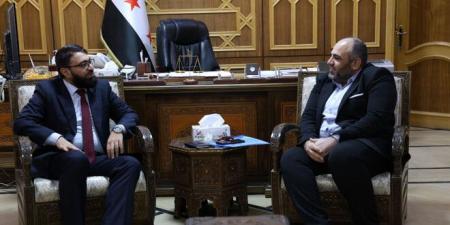 وزير العدل يبحث مع المدير العام للمصالح العقارية تعزيز التنسيق وتسريع الإجراءات - اخبارك الان