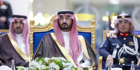 وزير الحرس الوطني يرعى حفل تخريج دورة تأهيل الضباط الجامعيين الـ 36 - اخبارك الان