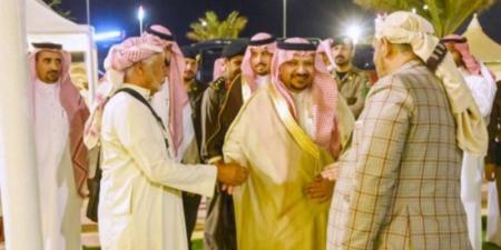 محافظ رنية يتفقد استراحة الحجاج ويلتقي بضيوف الرحمن - اخبارك الان
