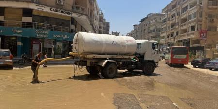 محافظة الجيزة: إصلاح كسر مفاجئ بخط مياه بمنطقة هضبة الأهرام - اخبارك الان