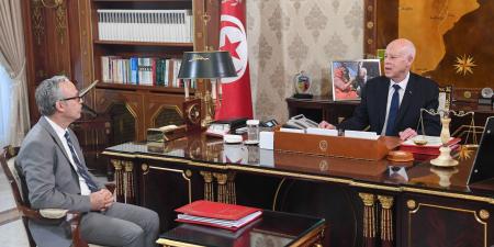 رئيس الدولة يؤكد لدى استقباله وزير الشؤون الاجتماعية ان العدل الاجتماعي هو أساس نمو الاستقرار - اخبارك الان